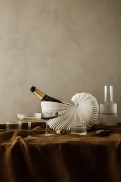 Ferm LIVING Shell Pot -Nordic Nest 36657 01 5 EnvironmentImage f7df7af46b