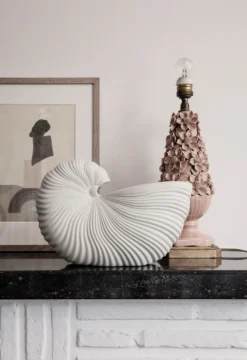 Ferm LIVING Shell Pot -Nordic Nest 36657 01 6 EnvironmentImage 12189e221f