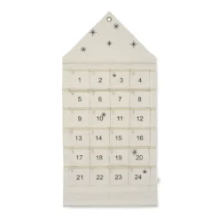 Ferm LIVING Star Adventskalender Haus 100cm