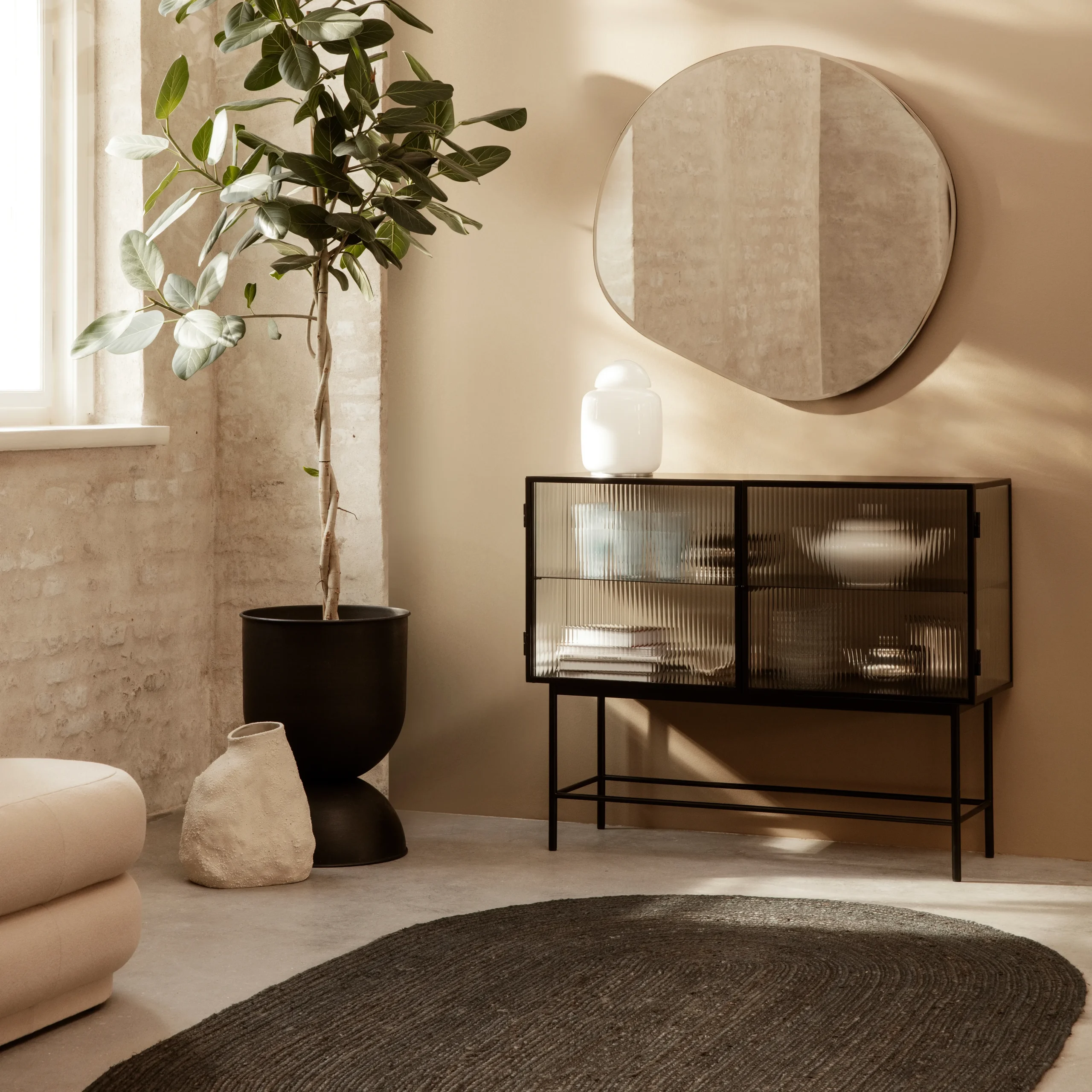 Ferm LIVING Pond Spiegel Extra Large 5 Ferm LIVING Pond Spiegel Extra Large – Bild 3