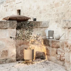 Ferm LIVING Bau Topf Klein Ø18 Cm 7 Ferm LIVING Bau Topf Klein Ø18 Cm -Nordic Nest 500846 01 11 EnvironmentImage f8ebc1bcd7