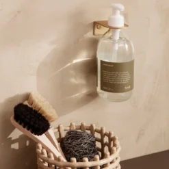 Ferm LIVING Basho Wandhalterung -Nordic Nest 502795 01 3 EnvironmentImage 7ddd120cf5