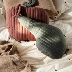 Ferm LIVING Pear Bettwäsche 70 X 100cm -Nordic Nest 502838 01 3 EnvironmentImage dc9e35deef