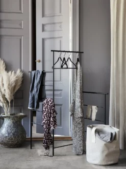 Ferm LIVING Chambray Duschvorhang 8 Ferm LIVING Chambray Duschvorhang -Nordic Nest 503169 01 11 EnvironmentImage e6698e810d