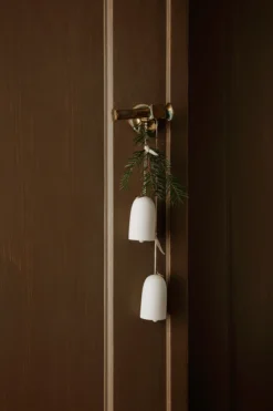 Ferm LIVING Bell Glocke Weihnachtsanhänger Ø4cm 2er Pack 7 Ferm LIVING Bell Glocke Weihnachtsanhänger Ø4cm 2er Pack -Nordic Nest 505196 01 3 EnvironmentImage 426c91d0ea
