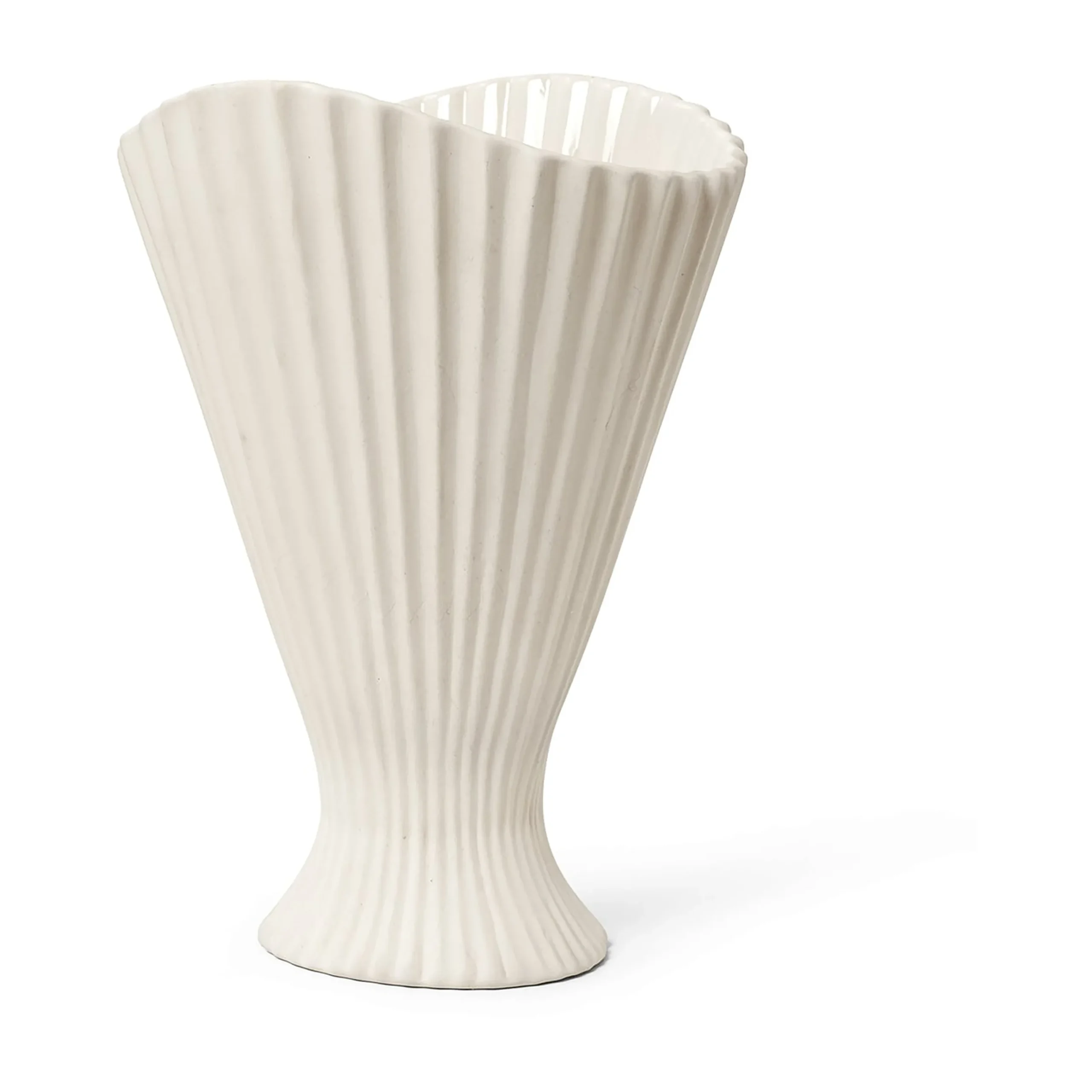 Ferm LIVING Fountain Vase 3 Ferm LIVING Fountain Vase