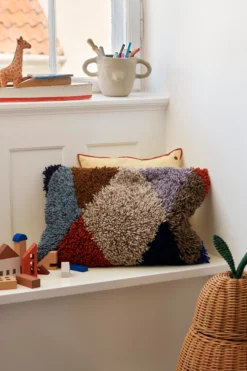 Ferm LIVING Harlequin Kissen 40 X 60cm -Nordic Nest 570384 01 40 EnvironmentImage 414d7e0c52