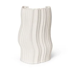 Ferm LIVING Moire Vase 19 X 30cm -Nordic Nest 570394 01 20 ProductImageExtra 1073f61355
