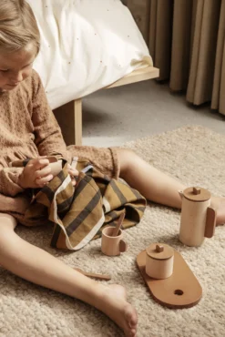 Ferm LIVING Shade Loop Teppich S 140 X 200cm -Nordic Nest 574378 01 40 EnvironmentImage d7ad8f990d