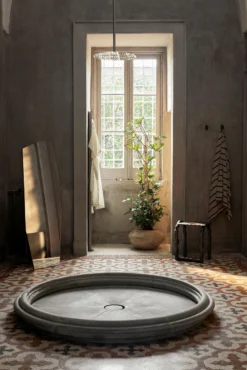 Ferm LIVING Shard Bodenspiegel 57,8 X 165cm -Nordic Nest 579922 01 41 EnvironmentImage 6b09ddfb48