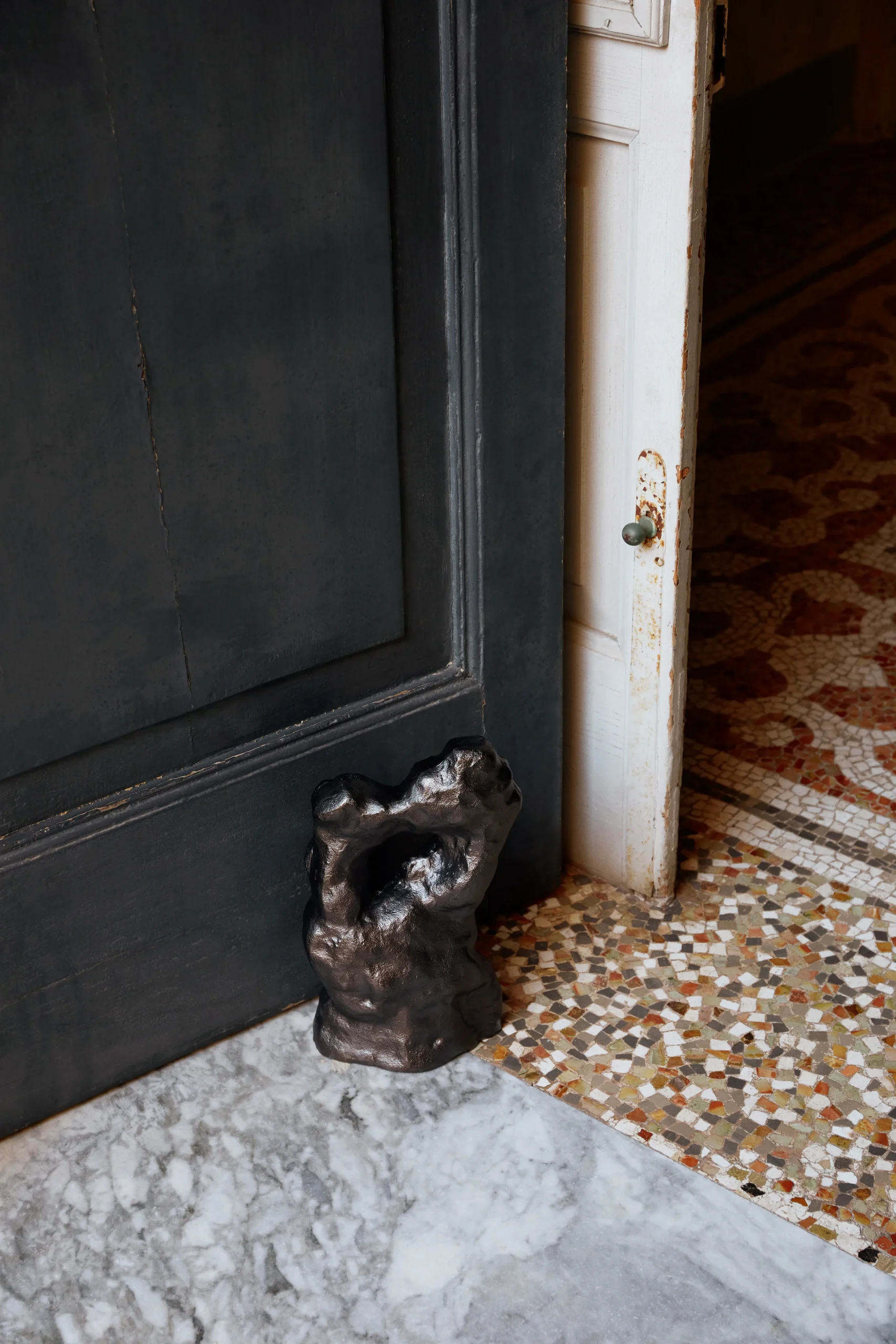 Ferm LIVING Grotto Skulptur 5 Ferm LIVING Grotto Skulptur – Bild 3