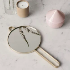 Ferm LIVING Poise Handspiegel -Nordic Nest p 30577 01 02 f700d5006a