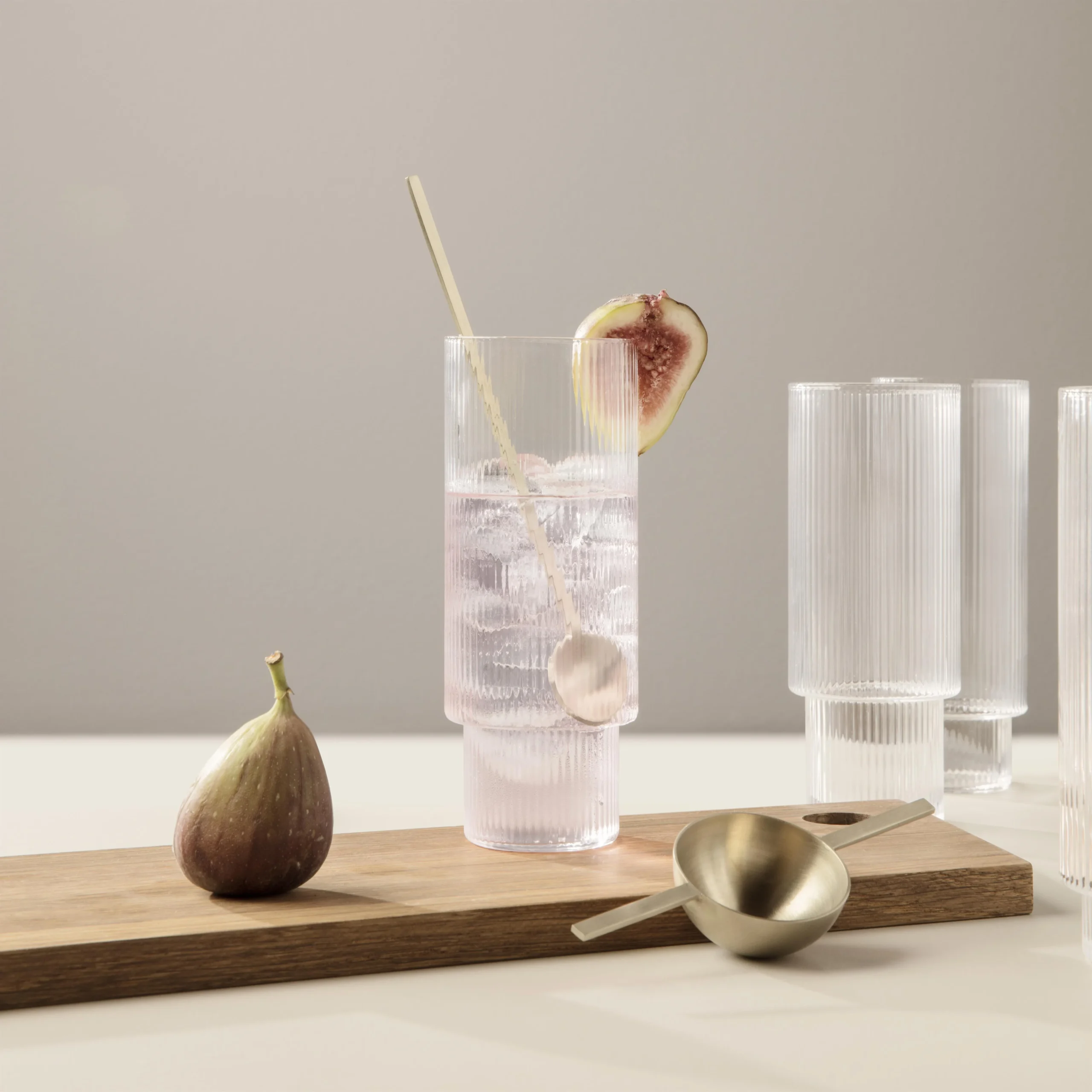 Ferm LIVING Ripple Longdrink-Glas 4er Pack 6 Ferm LIVING Ripple Longdrink-Glas 4er Pack – Bild 4